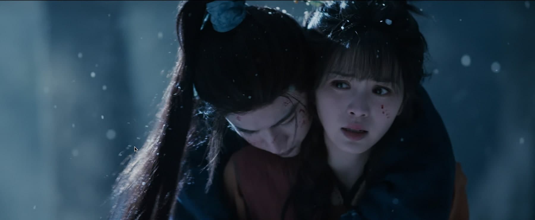 雪の中で倒れ込む言正と長玉